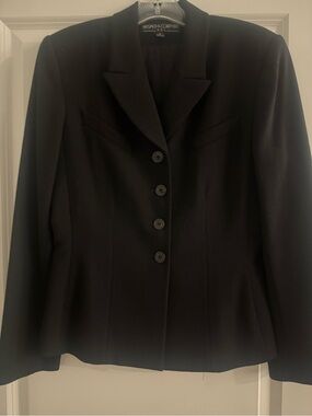 Black Tailored Blazer with Notched Lapel